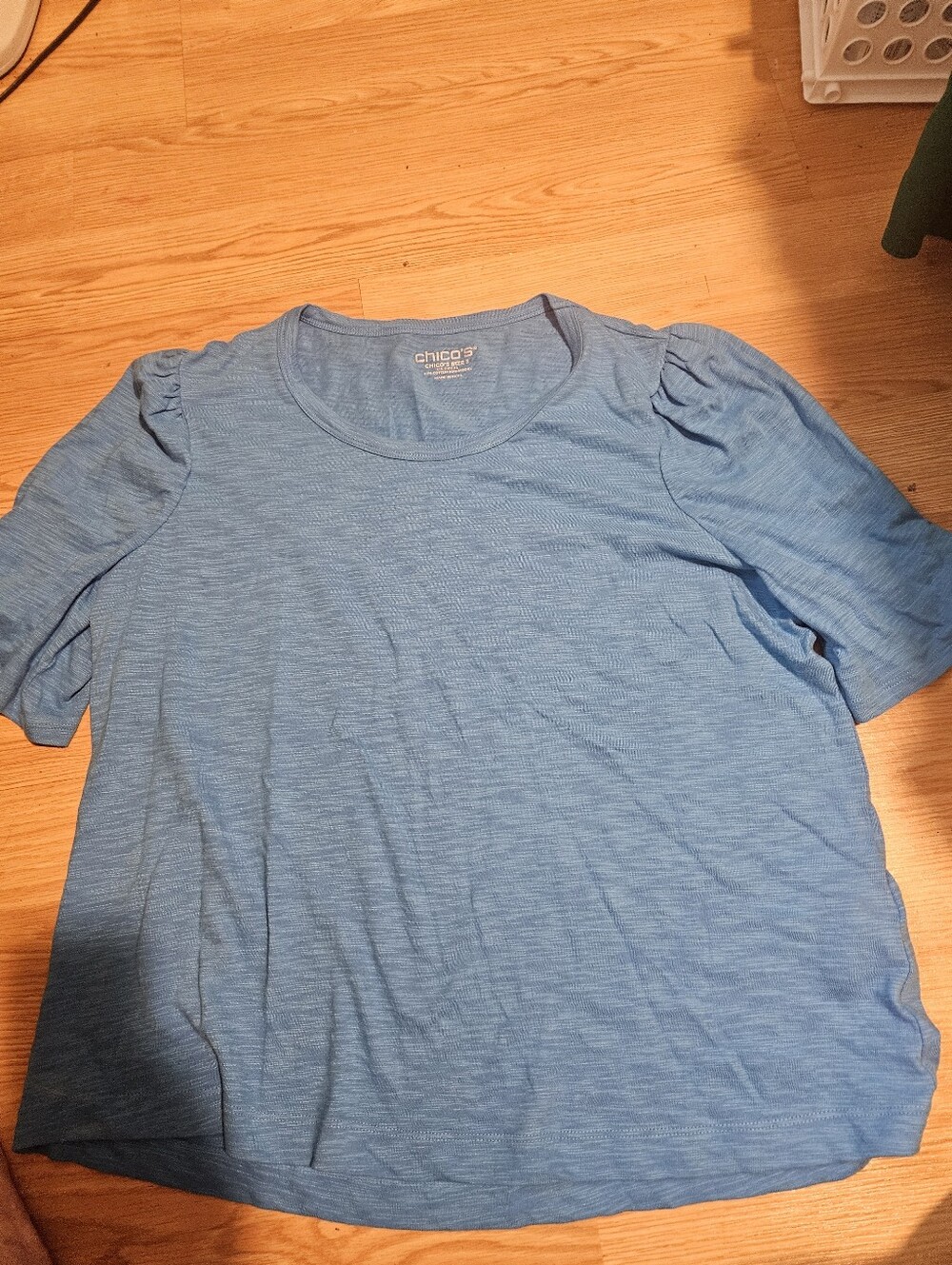 Chico's Light Blue Short Sleeve Crewneck Tee